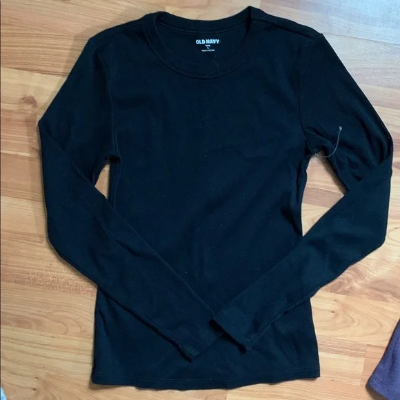 Old Navy Trio of Long Sleeve Tops - Black, Dark Purple, Charcoal - Picture 4 of 5